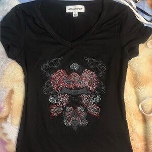 Stylish Black V-Neck Tee with Red Accents